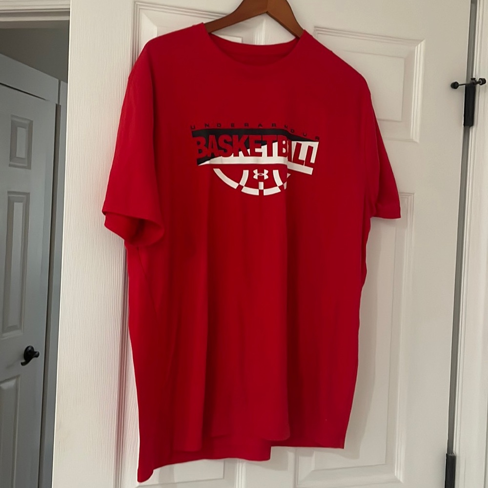 Under Armour Basketball Tee - Men's size xl